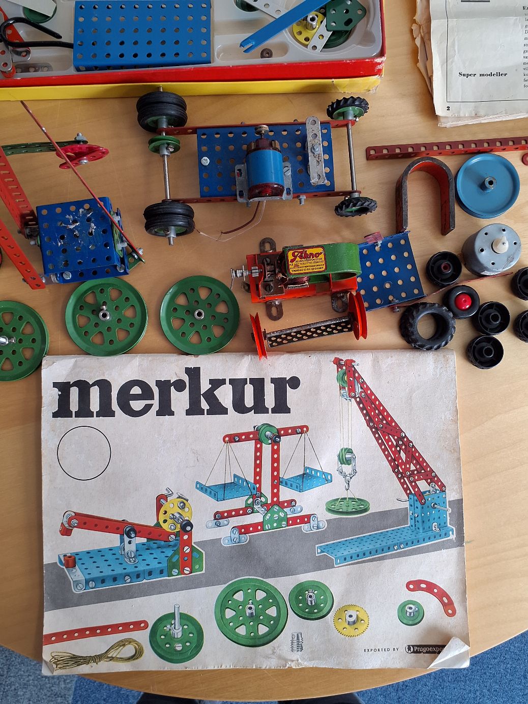 Blandet Tekno/Merkur byggesætdele